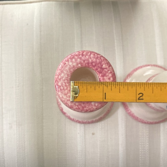 1980s Ceramic Spongeware Candlestick Pair; Pink & Ivory with Blue Heart; NWT - Picture 3 of 3